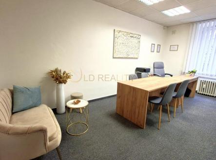 20260108_093206.jpg | Pronájem - kanceláře, 15 m²