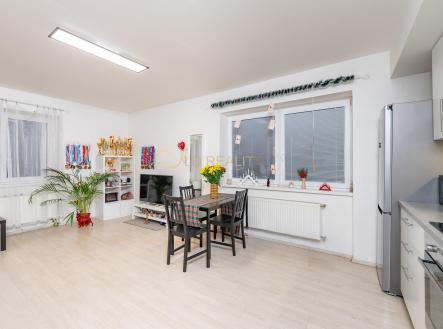 DSC06667.jpg | Prodej - dům/vila, 210 m²