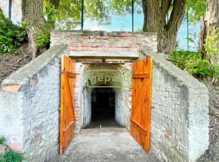 obrazek2-jpeg.jpeg | Prodej - malý objekt/garáž