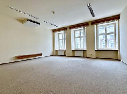 img-1518.jpeg | Prodej - obchodní prostor, 762 m²