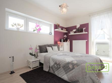 Ložnice se vstupem na balkon | Pronájem bytu, 2+kk, 53 m²
