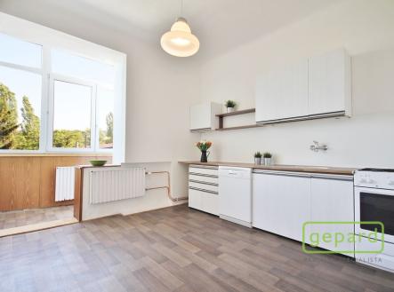 Prostorná kuchyně | Pronájem bytu, 2+1, 64 m²