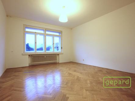 Prostorný obývací pokoj | Pronájem bytu, 2+1, 65 m²