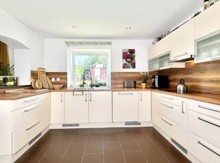 img-1630.jpeg | Prodej - dům/vila, 220 m²
