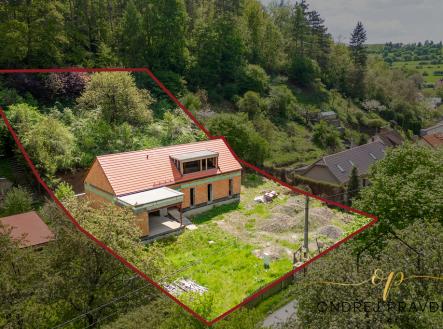 VYZNAČENÍ ZAHRADY | Prodej - dům/vila, 196 m²