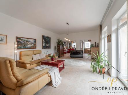 skr00418-hdr.jpg | Prodej - dům/vila, 265 m²