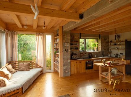 1709071.jpg | Prodej - dům/vila, 204 m²