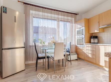 2R6_0016-HDR | Prodej bytu, 3+1, 81 m²