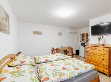 2R6_0080-HDR | Pronájem bytu, 1+kk, 20 m²