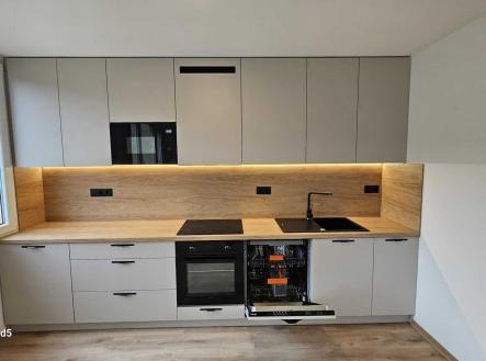 Pronájem bytu, 3+kk, 54 m²