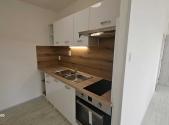 Pronájem bytu, 1+kk, 32 m²