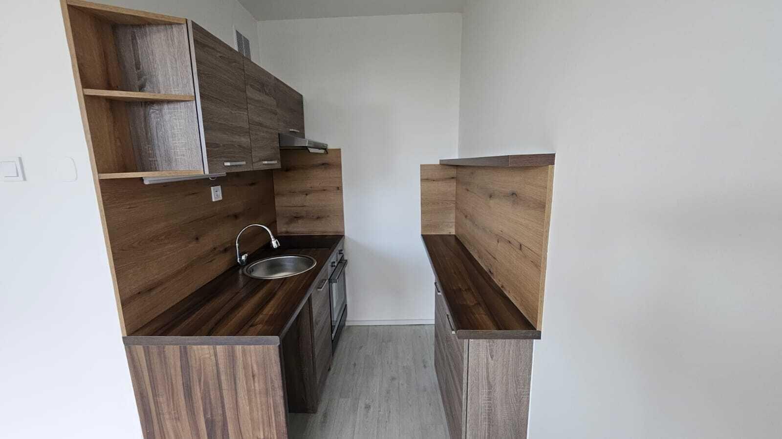 Pronájem bytu 1+kk v ulici Kundratická v Chomutově