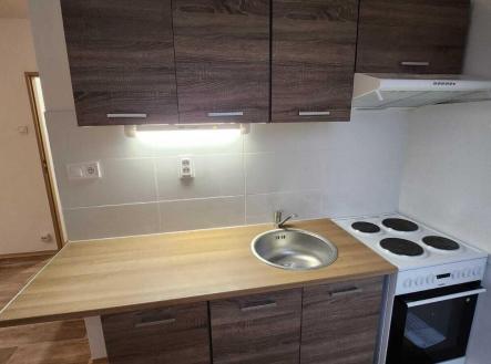 Pronájem bytu, 2+kk, 40 m²