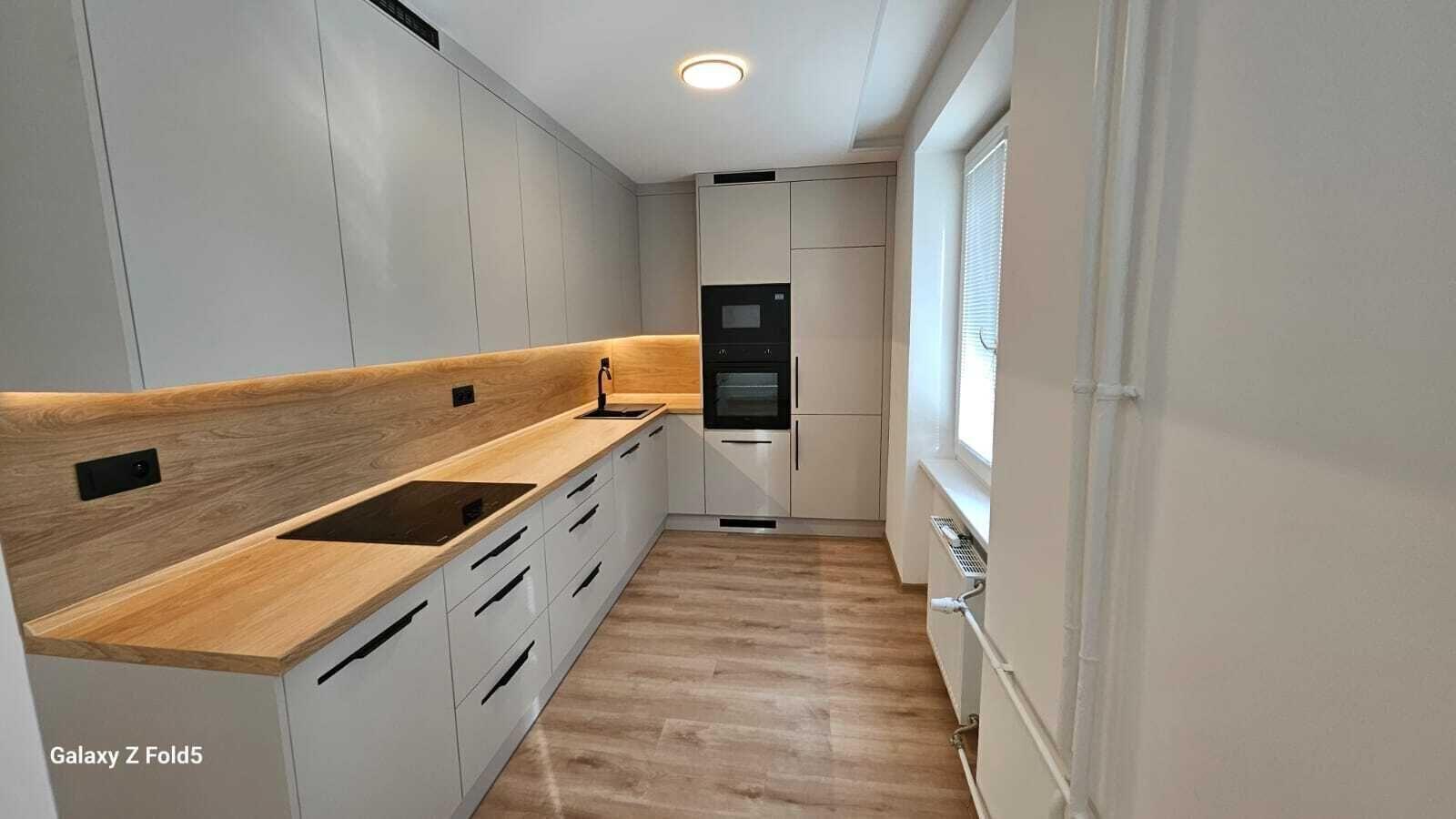 Pronájem nadstandartně zrekonstruovaného bytu 2+1 v ulici Zd. Štěpánka v Mostě