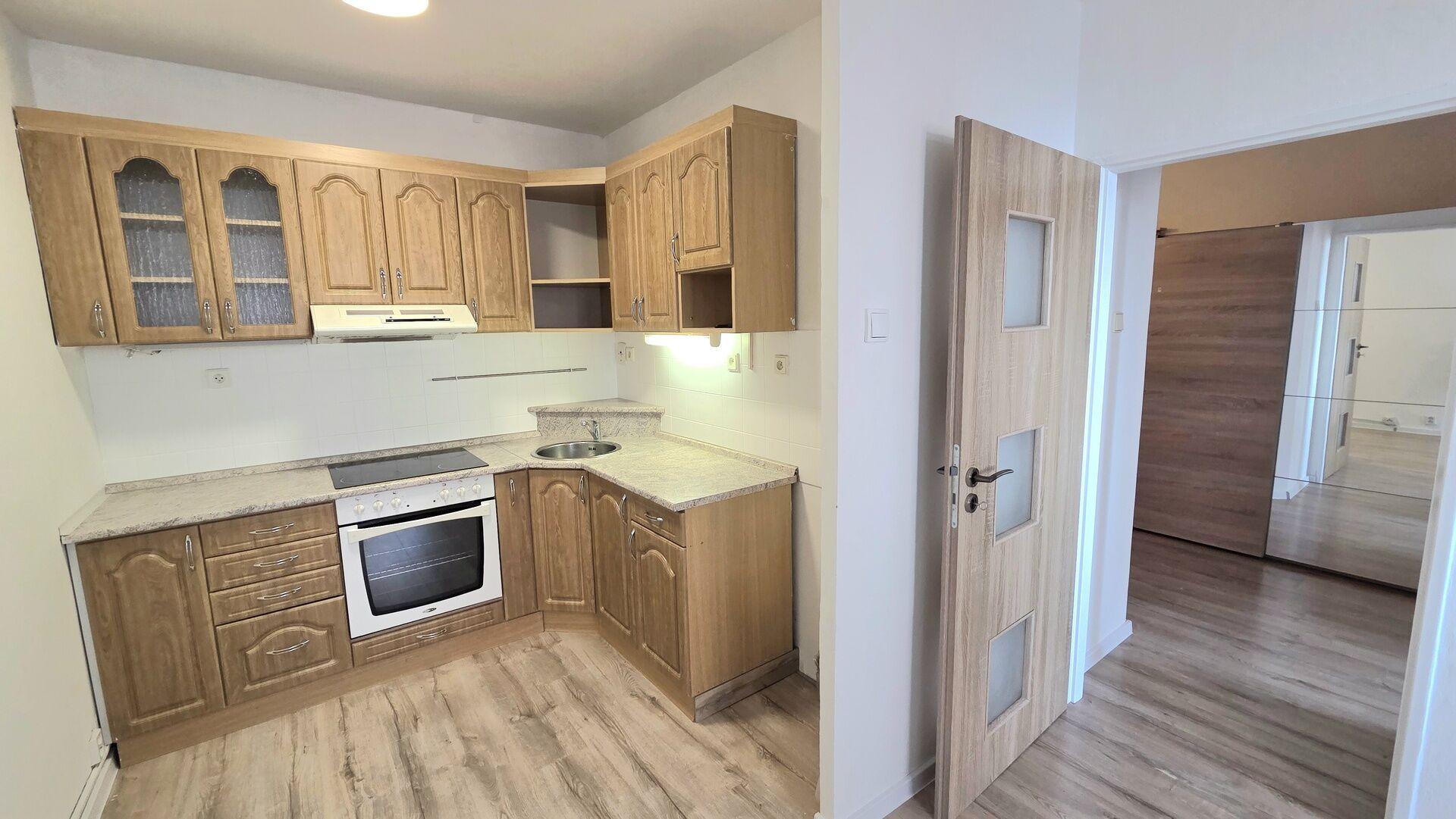 Exkluzivní pronájem bytu 2+kk v ulici K. Marxe v Mostě