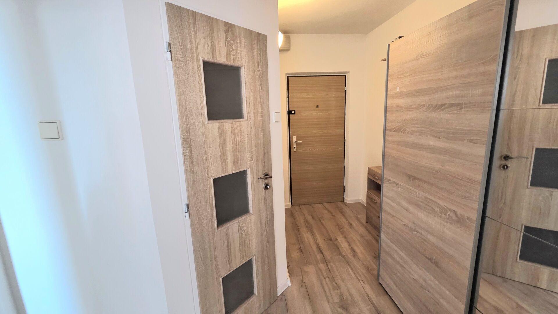 Exkluzivní pronájem bytu 2+kk v ulici K. Marxe v Mostě