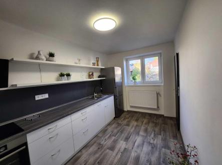 Pronájem bytu, 1+1, 42 m²