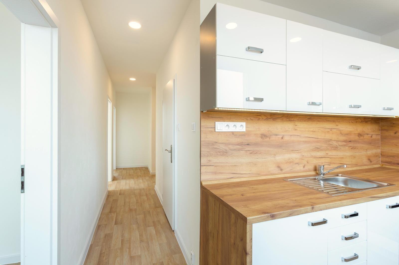 Prodej bytu 3+1, 64,4 m2 + lodžie 3 m2 v Kostnické ulici v Chomutově.