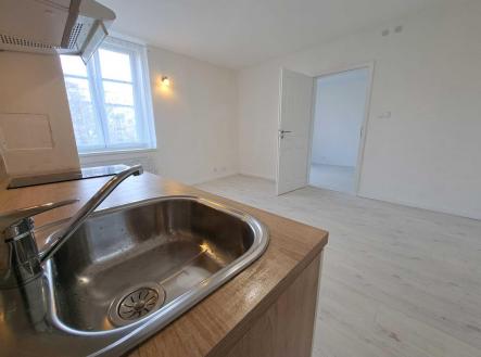 Pronájem bytu, 1+1, 36 m²
