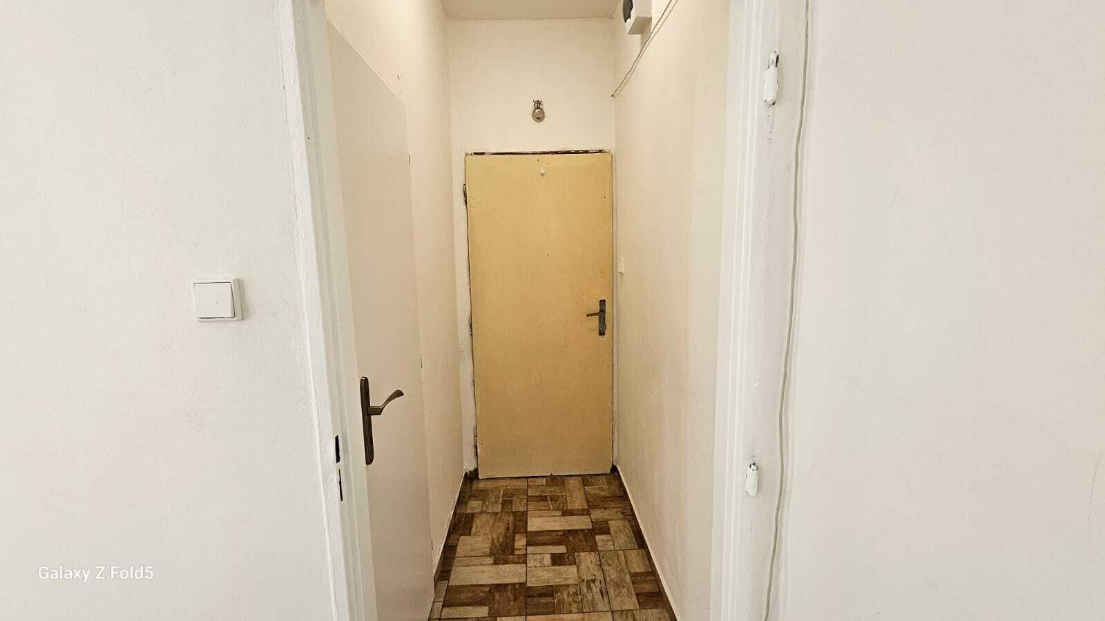 Pronájem bytu 1+kk v ulici Ml. Garda v Mostě