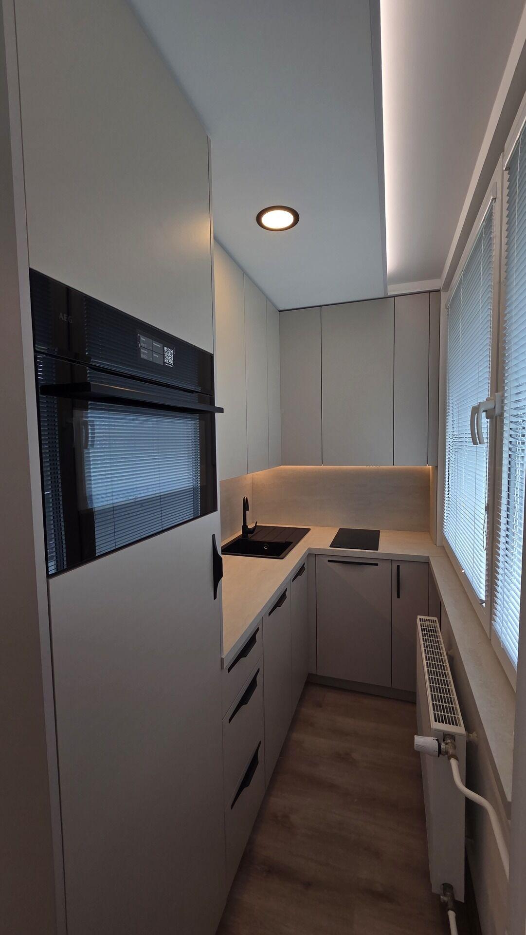 Pronájem nadstandartně zrekonstruovaného bytu 1+1+L v ulici Moskevská v Mostě