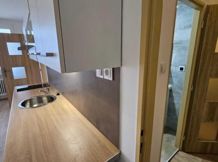Pronájem bytu, 2+kk, 40 m²
