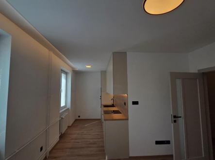 Pronájem bytu, 2+1, 53 m²
