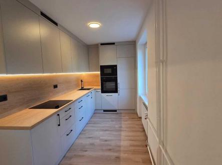 Pronájem bytu, 2+1, 54 m²