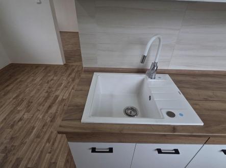 Pronájem bytu, 2+1, 55 m²