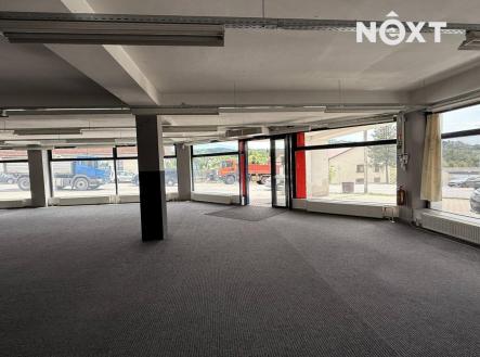 Pronájem - komerční objekt, obchodní centrum, 737 m²