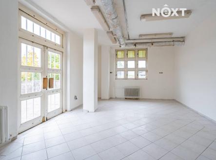 Pronájem - komerční objekt, obchodní centrum, 1 m²