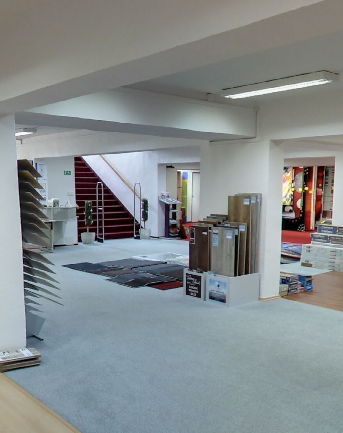 Pronájem prostor o celkové výměře až 654m2 na Masarykově náměstí v Jeseníku.