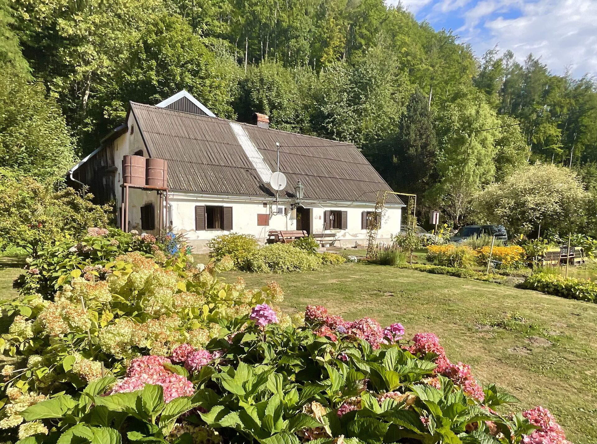 Prodej malebné chalupy na okraji města Javorník, okres Jeseník.