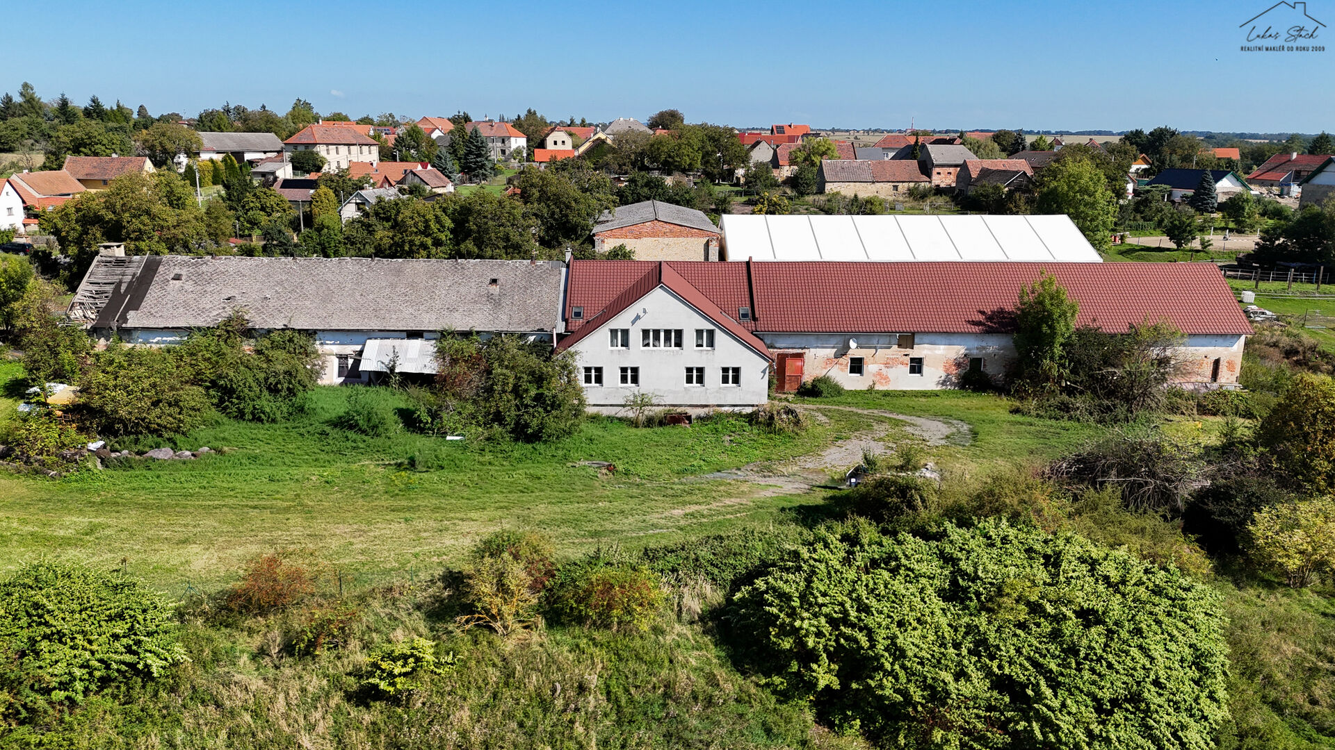 Stavební pozemek s vydaným SP, 7 651 m², Jenichov u Mělníka