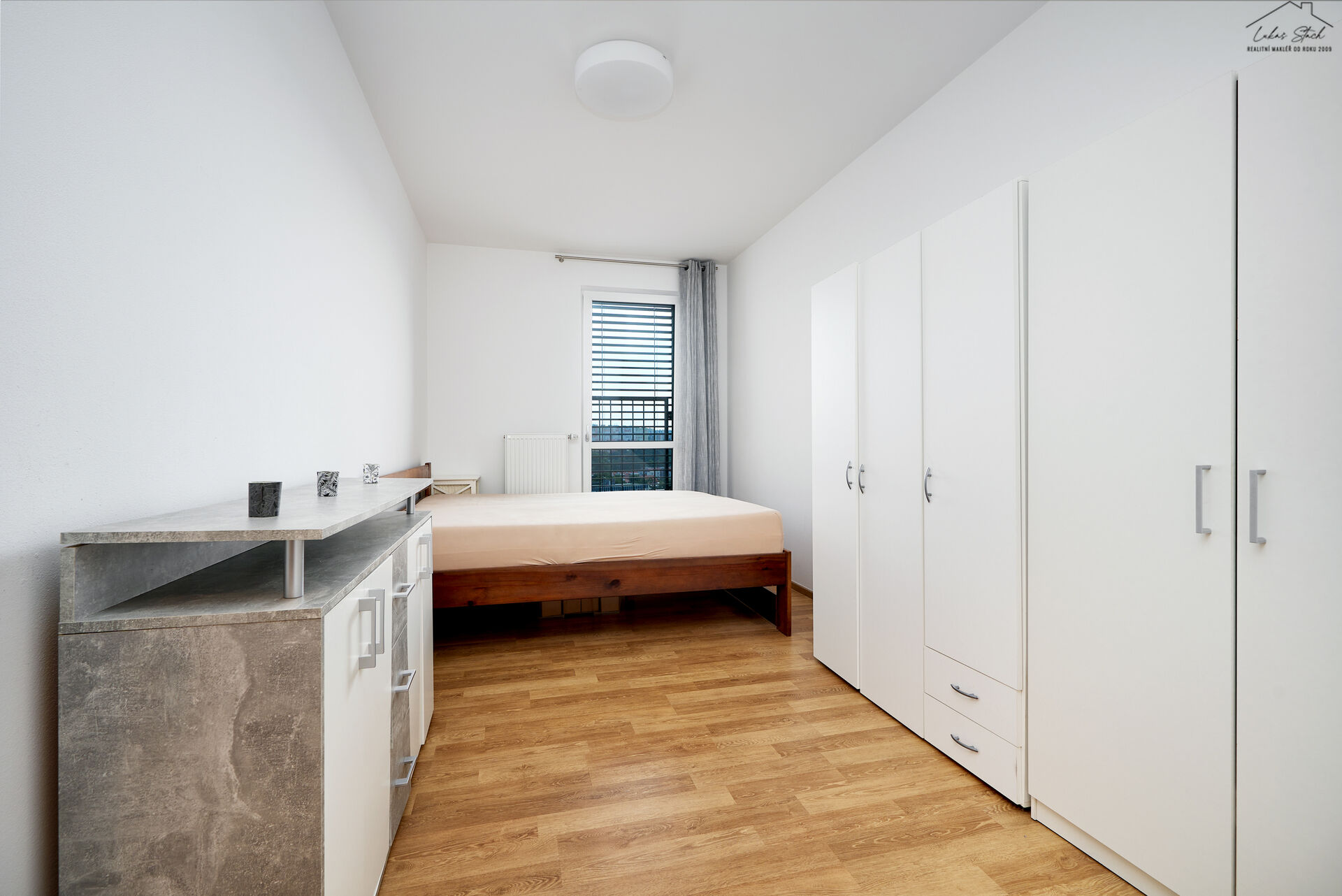 Pěkný byt 2+kk, balkón, park. stání, 46 m², Praha 10 - Hostivař