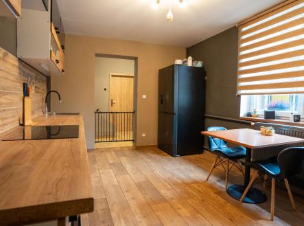 Prodej - dům/vila, 232 m²