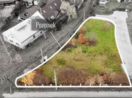 Prodej - pozemek pro bydlení, 927 m²