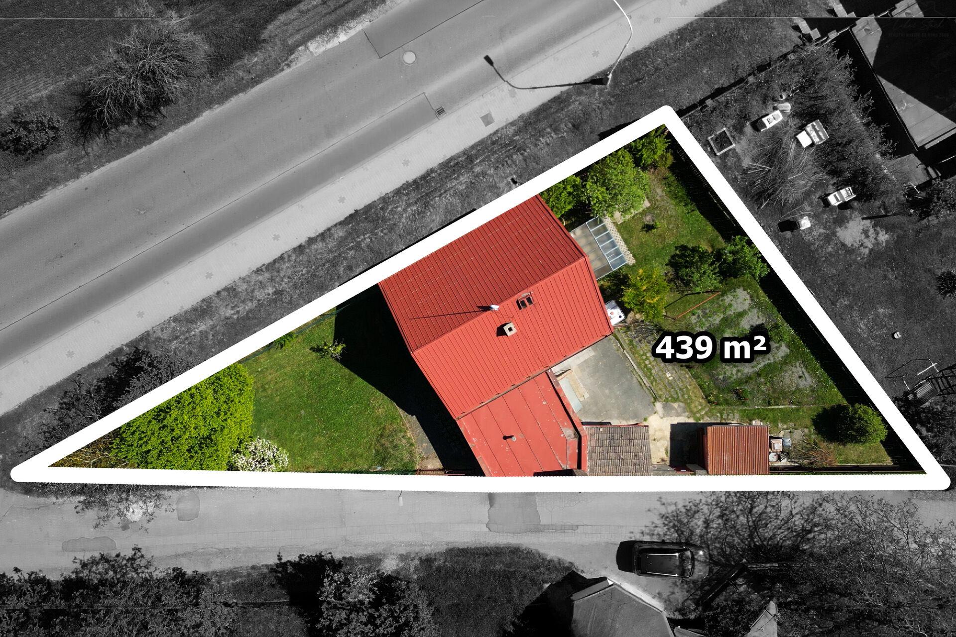 Samostatný rodinný dům, 67 m² + 50 m² půda, město Kladno - Švermov