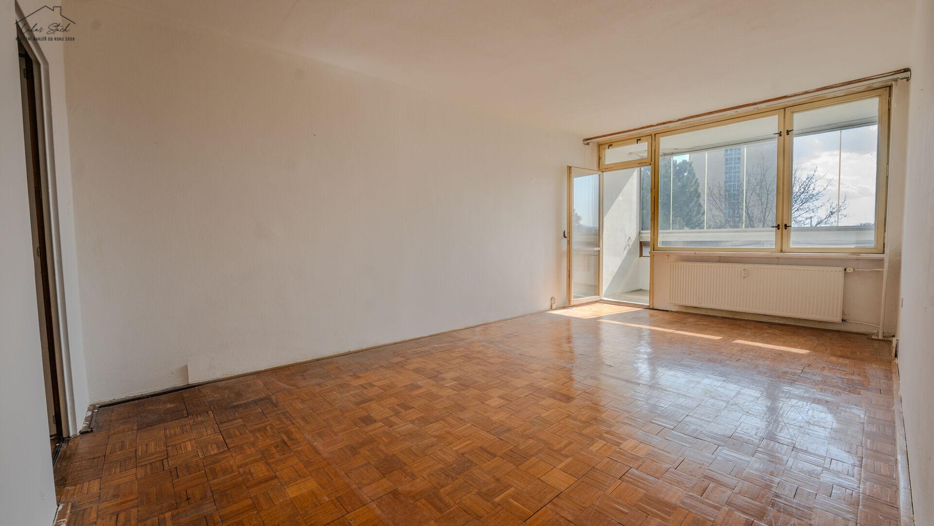 Byt 3+1, 78 m²  včetně lodžie + garáž a sklep