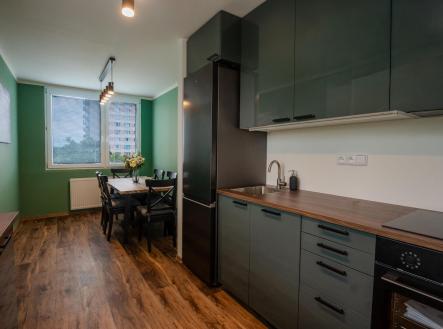 Pronájem bytu, 3+kk, 68 m²