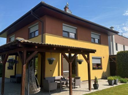 Bez popisku | Prodej - dům/vila, 250 m²