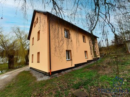 p18.jpg | Prodej - nájemní dům, 306 m²