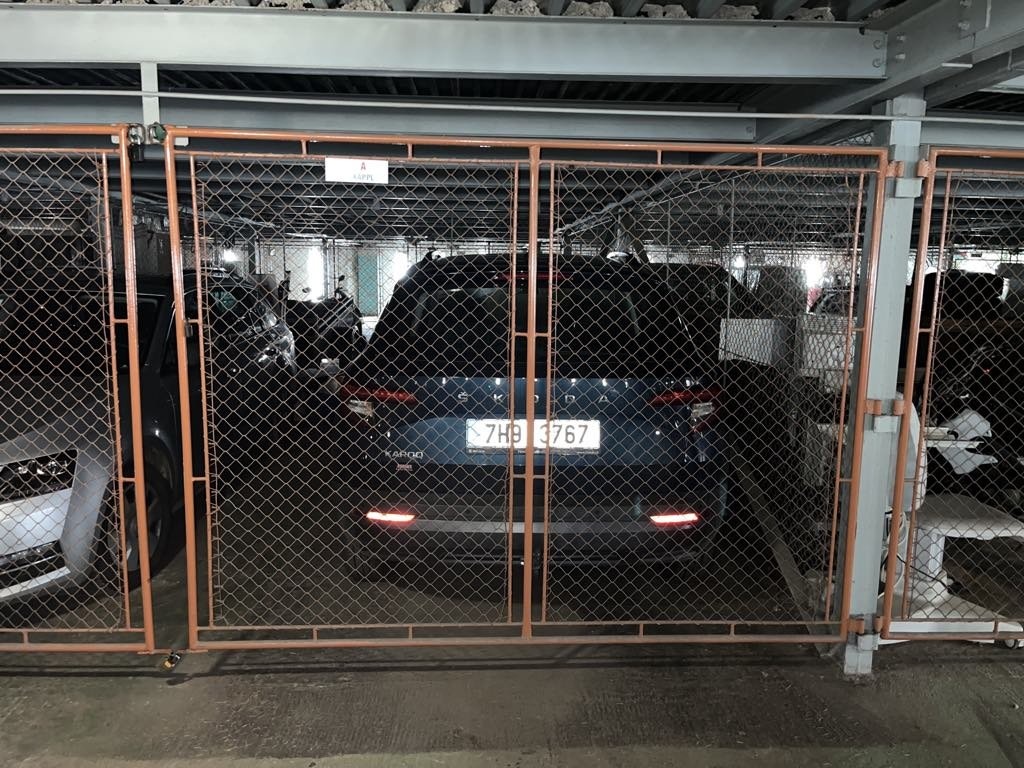 a635a1ca-fa99-471e-8732-83379296715f