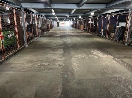 01714bf3-e557-442d-b58d-dd6e6b91e815 | Prodej - malý objekt/garáž