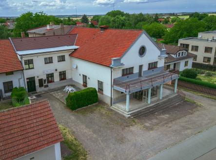 KD (14) | Prodej - komerční objekt, jiný, 865 m²