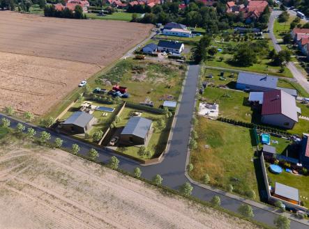 KOMPLET OBA_POHLED A_VCETNE OKOLI | Prodej - dům/vila, 64 m²