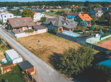 Pozemek Spojil (17) | Prodej - pozemek pro bydlení, 681 m²