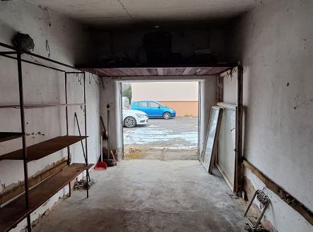 3_PHOTO-2026-02-03-16-09-17 | Prodej - malý objekt/garáž