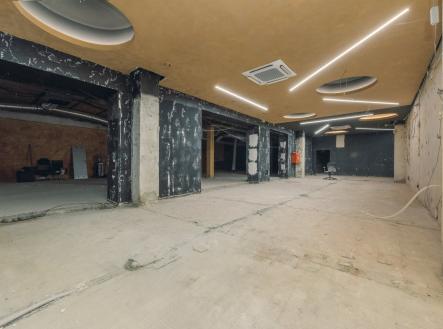 Kasíno Třída Míru (6) | Pronájem - obchodní prostor, 390 m²