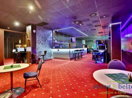 6a2a6914.jpg | Pronájem - obchodní prostor, 440 m²